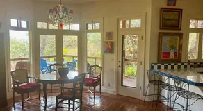 Heidi's Artistic Abode - Image 4