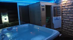 Appartement avec jacuzzi, terrasse et barbecue | Vue jardin | Proche de la plage | Avec animaux acceptés - Image 4