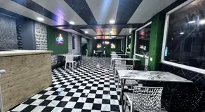 Glampfire Hotel and Cafe - Image 3