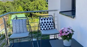 Sonnenlay Lounge Ferienhaus und Studio Balkon Garten E-Ladestation - Image 5