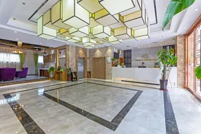 Oak Hill Hotel (South Street Branch) - Image 3