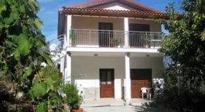 Flora's House - Image 4