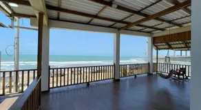 Samana Hostal, Puerto Engabao - Image 3