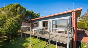 The Love Shack - Image 4