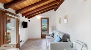 Apartment „Casa Sabrina – Appartamento Bianco“ mit Bergblick, privater Terrasse und WLAN - Image 2