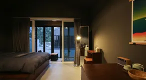 Yangyang Sloskip - Image 2