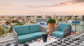LIV URBAN Suites - Image 2