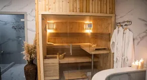Lagaria Hotel - Image 5