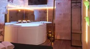 Angel suite - Image 2