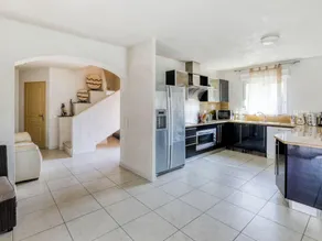Delightful Villa at Moriani-Plage with Garden - Image 2