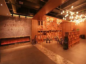 James Joyce Coffetel·Anyang Text Museum - Image 4