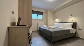 Leonidio Apartment Zenith-Nadir - Image 2