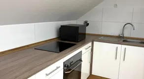 Moderne, neu möblierte Wohnung in zentraler Lage - Image 4