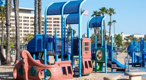Drift & Dream - Opulent 1BR Marina Escape - Image 3