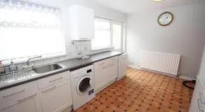The Uxbridge House - Image 5