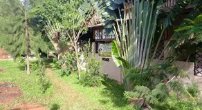 Sir Gika Saloon - Image 3
