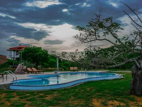 Lake Villa Resort - Image 4