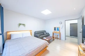 Tongyeong By the Sea Spa Pension - Image 2