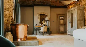 Le Petit Chateau & William de Percy - Image 3