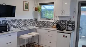 Kadi House - Unit 2 - Image 3