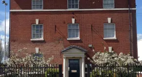 Historic Peel House Apartments - Image 4