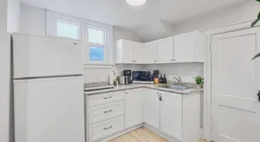 2 BR 1 Bath Apt with Parking and Close to all Amenities - Image 3