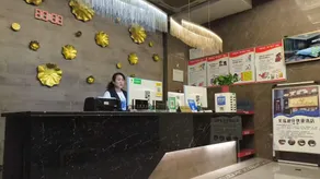 Qingyuan Hotel (Yaowangdong Branch) - Image 2