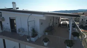 TROPICAL ROOMS Vista Mare - Image 3