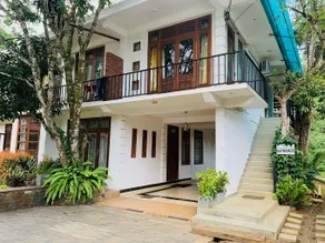 Downtown Hostel Ella - Image 1
