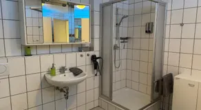 Wohlfühloase mit Wasserbett - Image 2