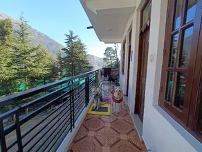 Mountain Vista - Image 2