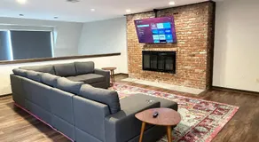 Hefner Loft - Image 5
