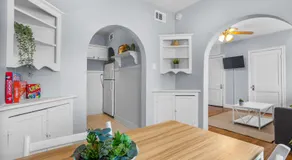 Natural Sabbatical 1 Bedroom Apartment - Image 4