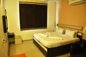 HOTEL SHALIMAR PALACE INN - Image 3