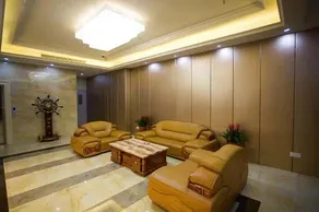Yishang Sunshine Business Hotel - Image 4