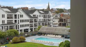 Club Wyndham Newport Onshore - Image 4