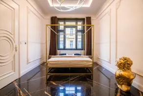 Antique Glam Apartment in Old Town Prague - Image 5