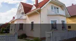 White Apartment - Image 4