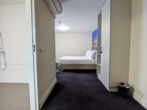 DAYS INN ROTTERDAM CITY CENTRE - Image 4