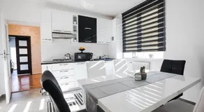 White Spacious Apartment - Image 2
