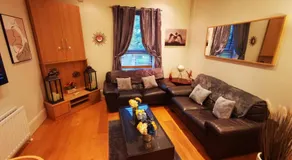 2BR Modern Luxury Loft Apartment - Image 2