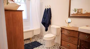 The Old Crowe Inn Bed and Breakfast - Image 5