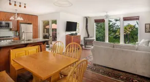 Fernglen Forested Beach Retreat - Image 3