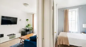 428-2W Newly Furnished Prime Location 2BR Sleeps 5 - Image 2