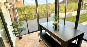 Waterside House - Luxury Home near Alton Towers & Trentham - Free Parking & Garden - Image 4