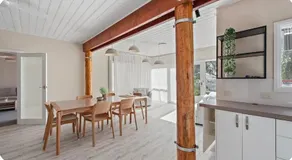Beautiful hill side house - Image 3