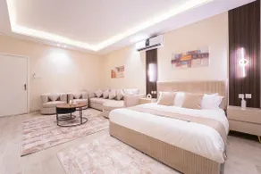 Luxury Smart Entry Studio A5 (RH8) - Image 2