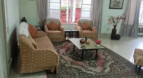 New Alipore Transit House - Image 2