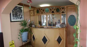 Theroff's Motel - Image 5