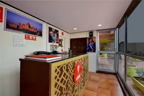OYO Crown Plaza Heritage - Image 5